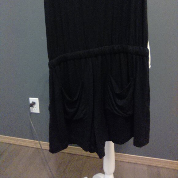 Romper - Picture 2 of 4